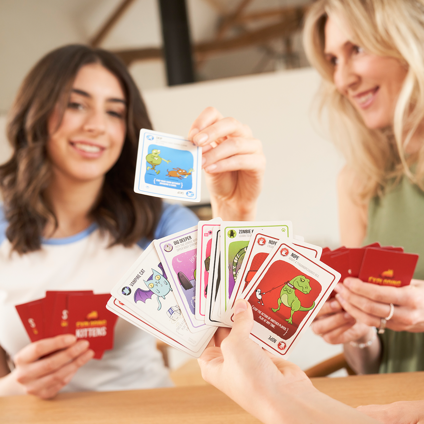 exploding-kittens-zombie-kittens-kartenspiel-englisch-mit-auferstehung image 5
