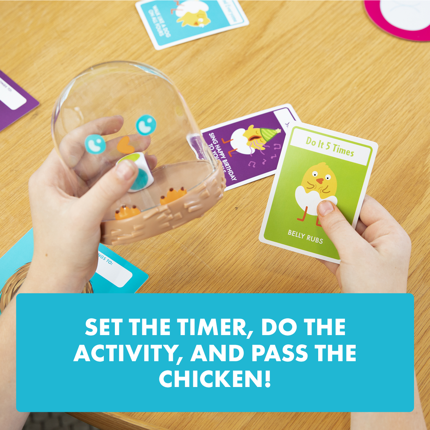 exploding-kittens-hurry-up-chicken-butt-aktionsspiel-mit-timer image 4